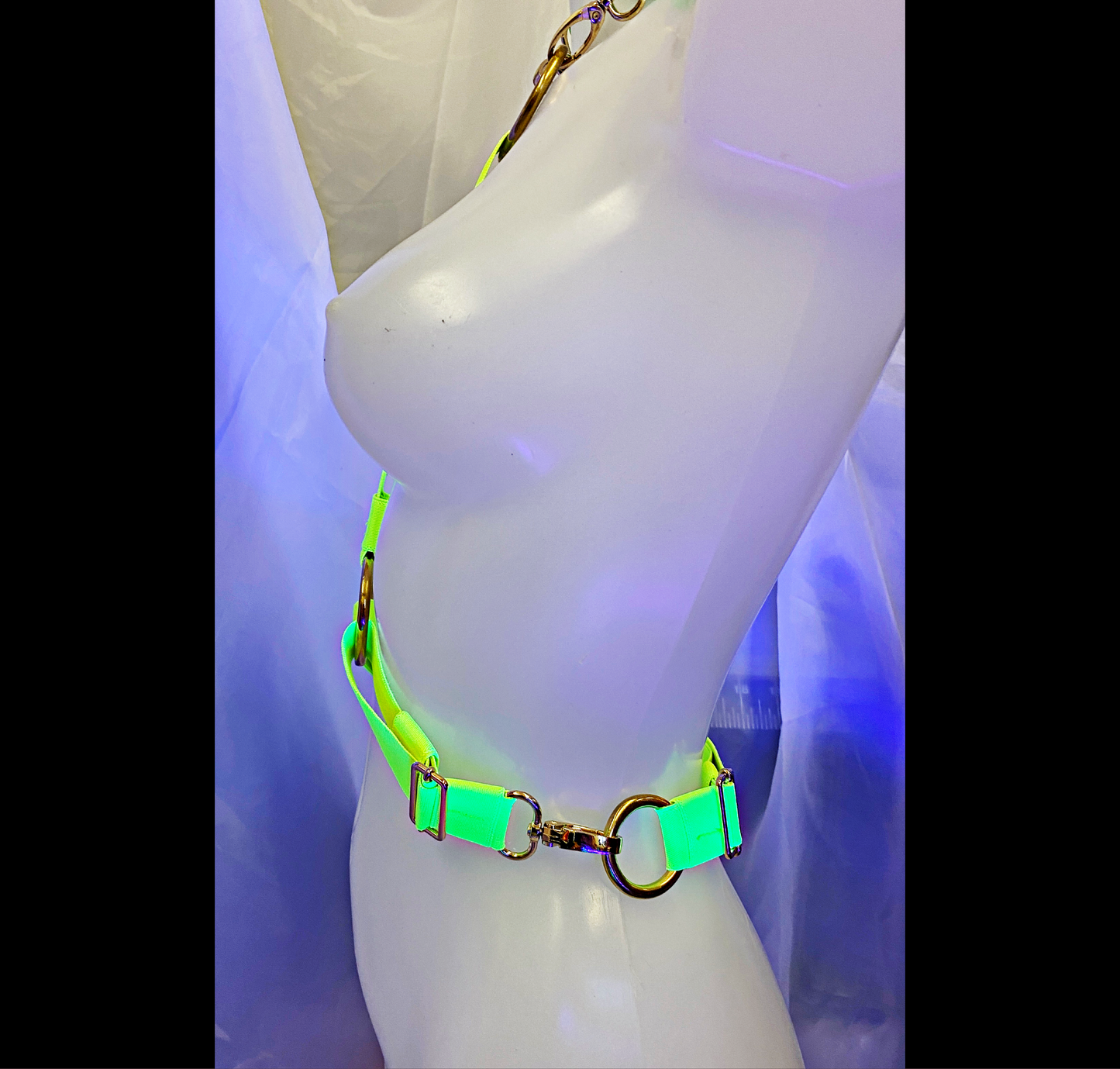 TRIUMPH UV Tie